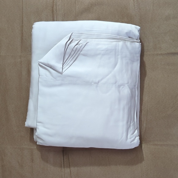 New Quince Organic Bamboo Sheet Set - Picture 2 of 8